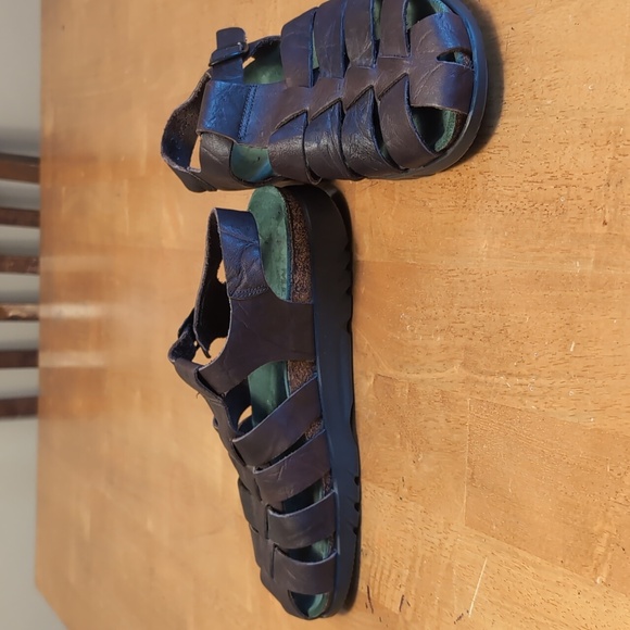 Mephisto Sam Brown Leather Sandals - Picture 6 of 8